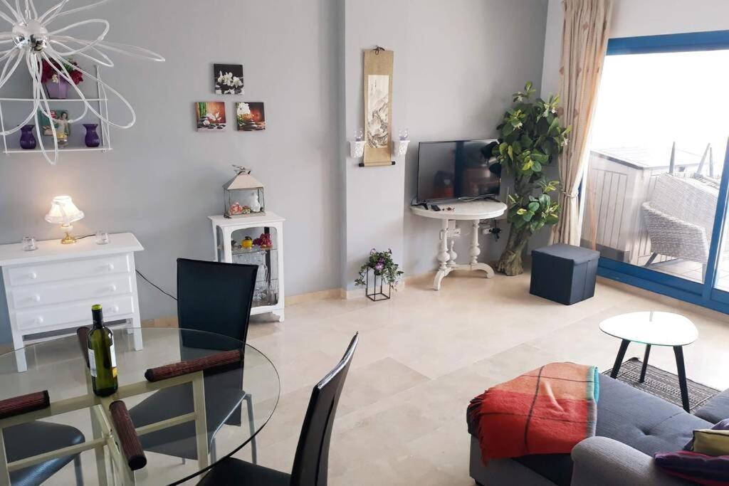 Beautiful Apartment In Duquesa Suites And Gardens Castillo de Sabinillas Ngoại thất bức ảnh